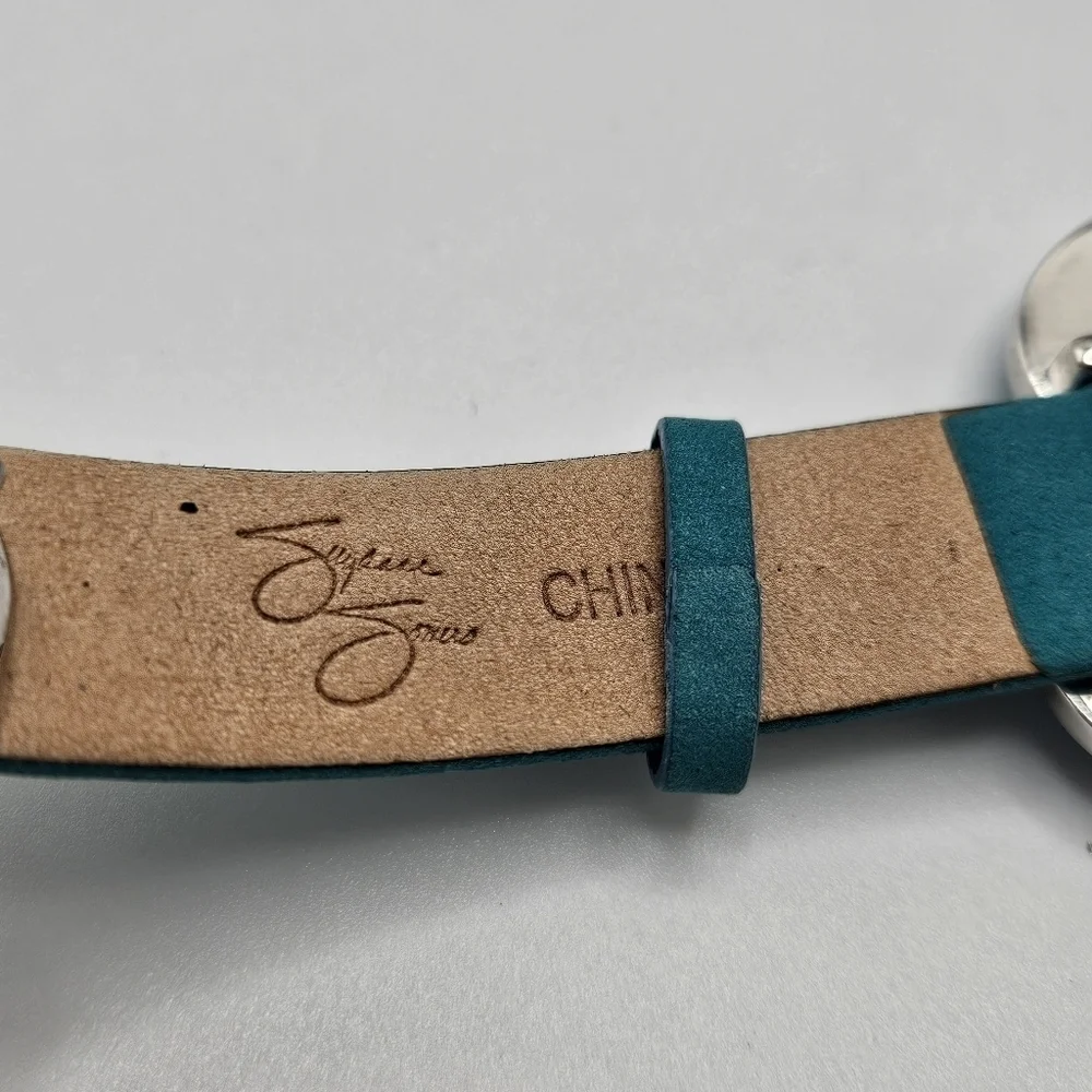 VINTAGE Suzanne Somers Blue Rhinestone Flower Watch Leather Band MOP Face Box
